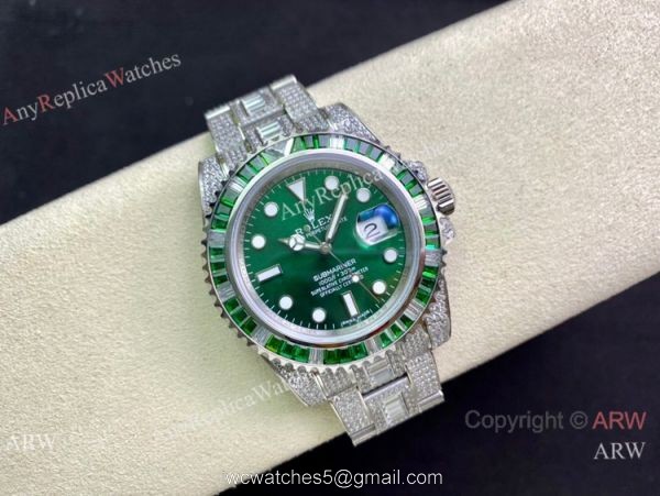 Swiss Replica Rolex Iced Out Submariner Watch 904L Stainless Steel Green Diamond Bezel Swiss Replica Rolex Iced Out Submariner Watch 904L Stainless Steel Green Diamond Bezel