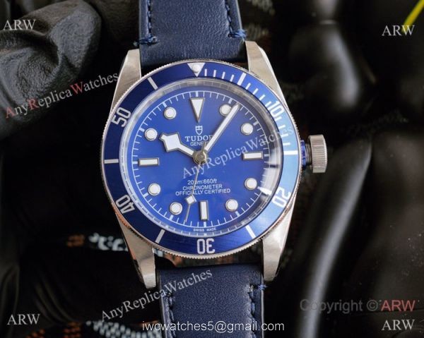 Vintage Tudor Heritage Watch Stainless Steel Blue Dial Automatic 42mm Vintage Tudor Heritage Watch Stainless Steel Blue Dial Automatic 42mm