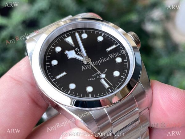 Swiss Replica Tudor Black Bay m79540 Watch Cal.2824 Movement Black Dial Swiss Replica Tudor Black Bay m79540 Watch Cal.2824 Movement Black Dial