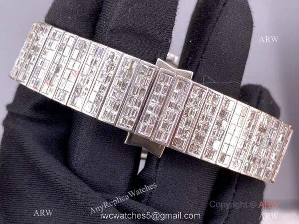 Iced Out Vacheron Constantin Malta Series P30630 Watch Full Diamond Stainless Steel Strap Iced Out Vacheron Constantin Malta Series P30630 Watch Full Diamond Stainless Steel Strap