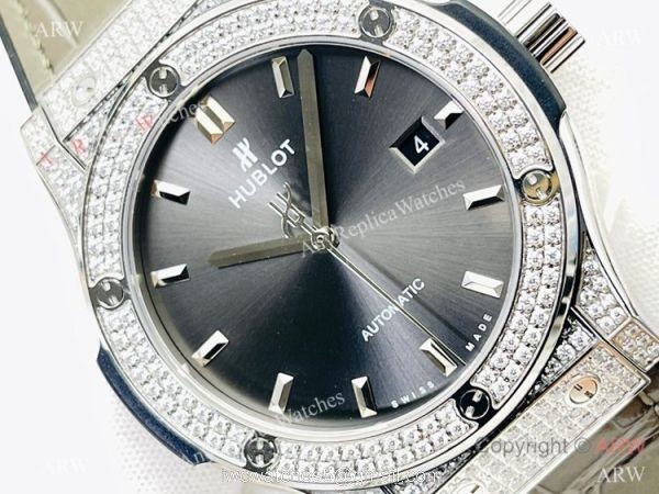 HB Factory V3 Hublot Classic Fusion Swiss Hub1213 Iced Out Watch Super Clone 1:1 HB Factory V3 Hublot Classic Fusion Swiss Hub1213 Iced Out Watch Super Clone 1:1