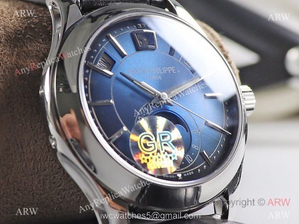 GR factory V2 Patek Philippe Geneve Moonphase 5205g Ss Blue Face Watch GR factory V2 Patek Philippe Geneve Moonphase 5205g Ss Blue Face Watch