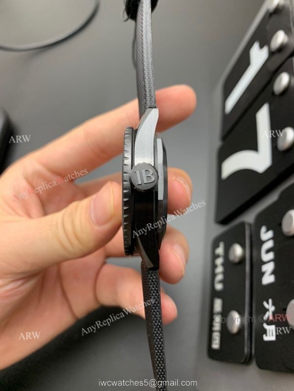 1:1 GF Factory Blancpain Fifty Fathoms Bathyscaphe Ceramic All Black Swiss Replica Watch Automatic 1:1 GF Factory Blancpain Fifty Fathoms Bathyscaphe Ceramic All Black Swiss Replica Watch Automatic