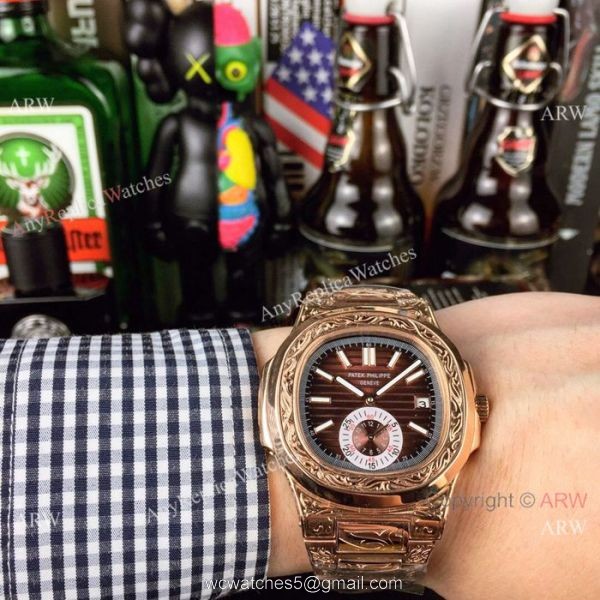 New Copy Patek Philippe Engraving Nautilus Rose Gold Dial Men Wristwatch New Copy Patek Philippe Engraving Nautilus Rose Gold Dial Men Wristwatch