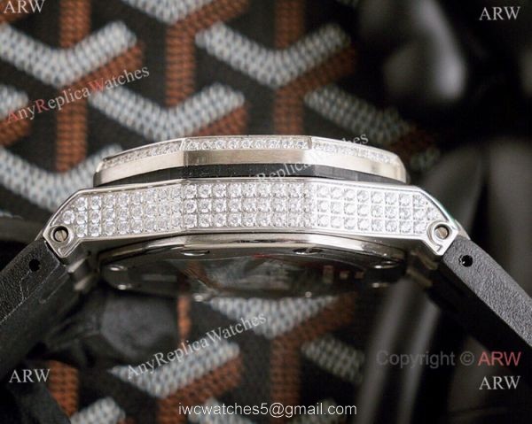 Knockoff Audemars Piguet Royal Oak Offshore Watch Iced Out White Face Knockoff Audemars Piguet Royal Oak Offshore Watch Iced Out White Face