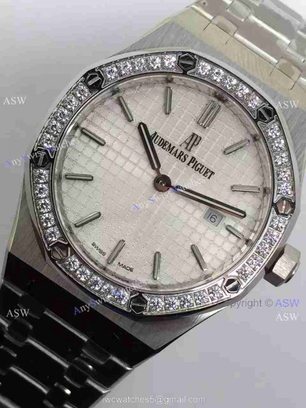 Copy Swiss Audemars Piguet Royal Oak Diamond Bezel Watch SS White Dial Copy Swiss Audemars Piguet Royal Oak Diamond Bezel Watch SS White Dial