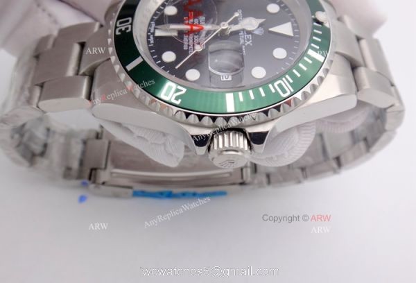 Rolex 50th Anniversary Kermit Submarimer Replica Watch 16610LV Rolex 50th Anniversary Kermit Submarimer Replica Watch 16610LV