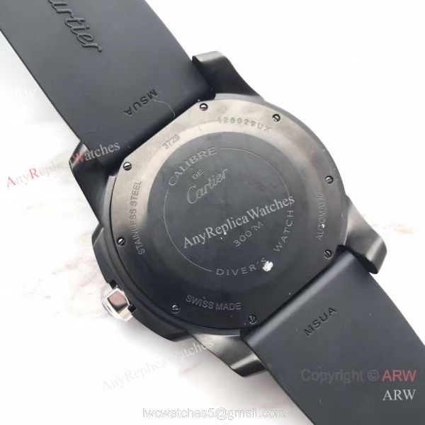 Swiss Replica Calibre De Cartier Diver Black PVD Watch Silver Fluted Bezel Swiss Replica Calibre De Cartier Diver Black PVD Watch Silver Fluted Bezel