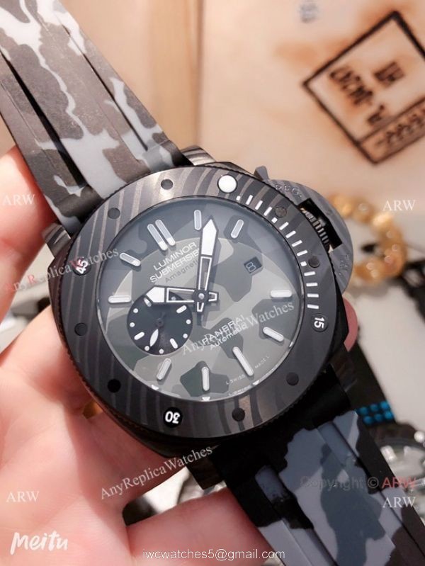 New Replica Panerai Luminor Submersible Men watches Carbotech Case Camouflage Face New Replica Panerai Luminor Submersible Men watches Carbotech Case Camouflage Face