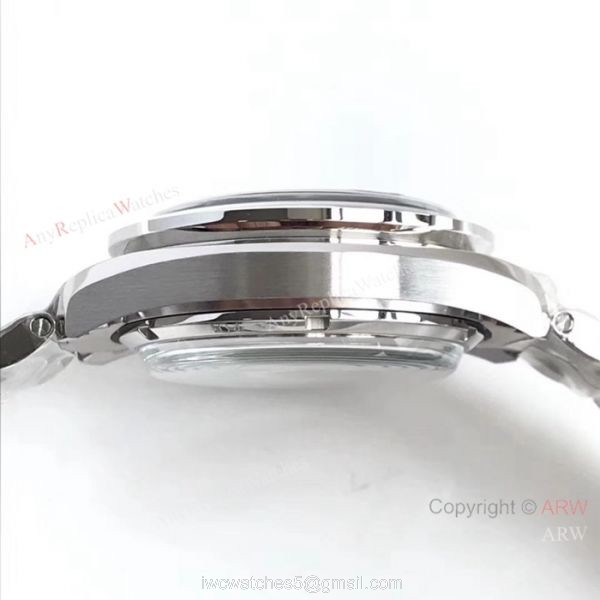 (OM) Swiss Omega Speedmaster Chronomeyer Stainless steel White Dial Watch (OM) Swiss Omega Speedmaster Chronomeyer Stainless steel White Dial Watch