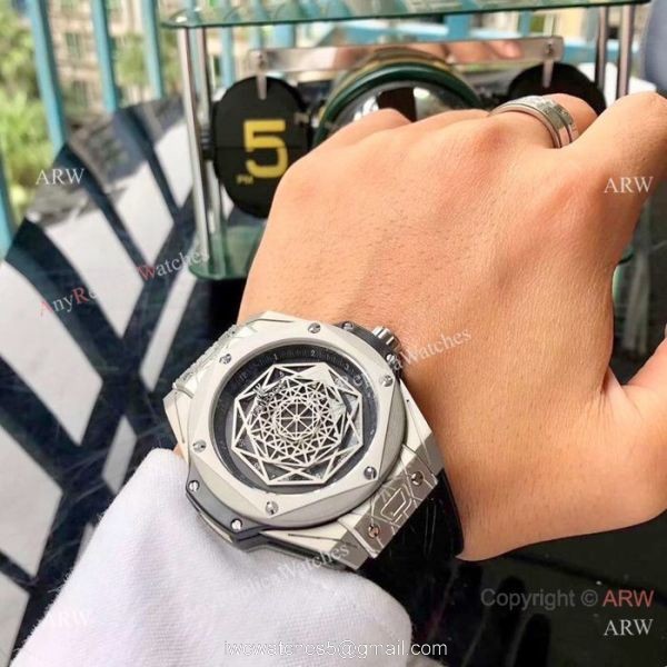 Low Price Replica Hublot Big Bang Sang Bleu Rose Gold watches Low Price Replica Hublot Big Bang Sang Bleu Rose Gold watches