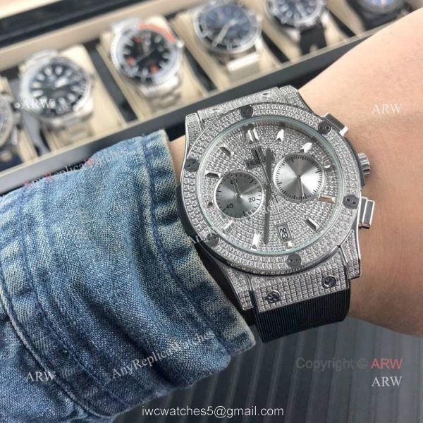 Classic Fusion Hublot Knock off Watch Rose Gold Iced Out watch Classic Fusion Hublot Knock off Watch Rose Gold Iced Out watch