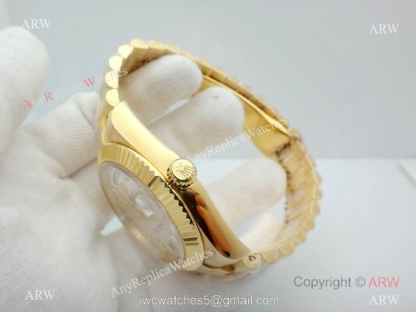 Replica Rolex Presidential Diamond Day-Date 40mm Yellow Gold Watch Replica Rolex Presidential Diamond Day-Date 40mm Yellow Gold Watch
