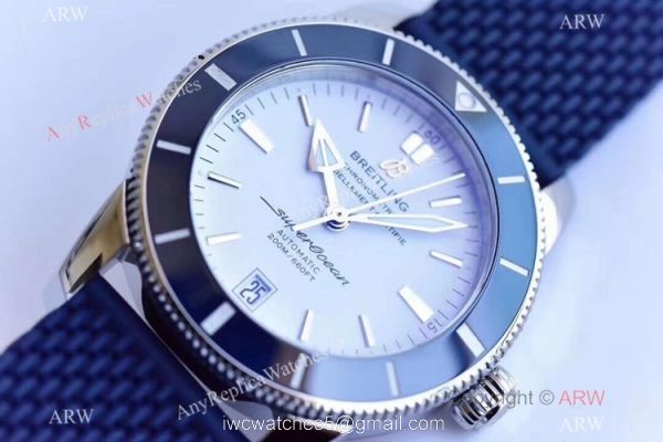 (GF) Swiss Breitling Superocean Heritage II B20 SS Blue Rubber Strap Watch (GF) Swiss Breitling Superocean Heritage II B20 SS Blue Rubber Strap Watch