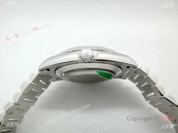 (EW) Replica Rolex DayDate II Stainless Steel Silver Face Watch Swiss ETA3255 (EW) Replica Rolex DayDate II Stainless Steel Silver Face Watch Swiss ETA3255
