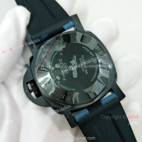2019 New Panerai Luminor Submersible Camouflage Watch Black Case 2019 New Panerai Luminor Submersible Camouflage Watch Black Case