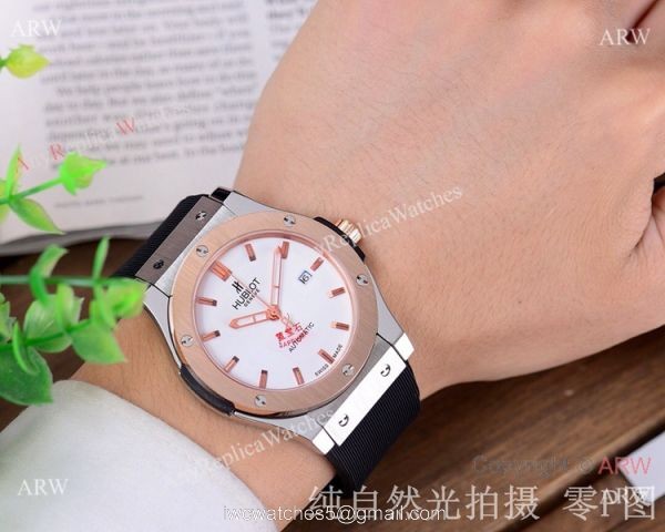 Copy Hublot Classic Fusion 42mm Watch Blue Face Rose Gold Copy Hublot Classic Fusion 42mm Watch Blue Face Rose Gold