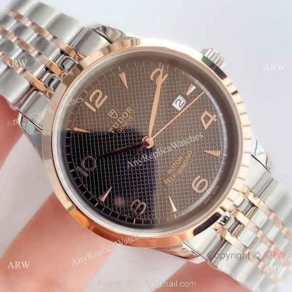 Swiss Replica Tudor 1926 ETA2824 Men Watch Black Face 2 Tone Rose Gold Swiss Replica Tudor 1926 ETA2824 Men Watch Black Face 2 Tone Rose Gold