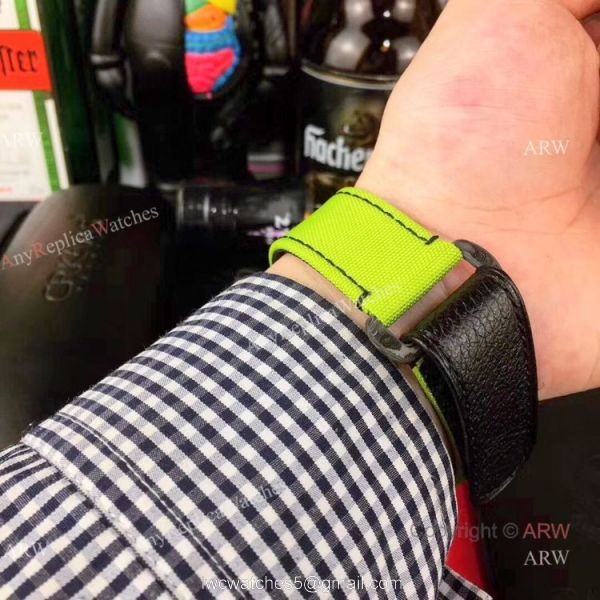 New Rolex Daytona Watch Replica Carbon Rolex Daytona with Green Nylon Strap New Rolex Daytona Watch Replica Carbon Rolex Daytona with Green Nylon Strap