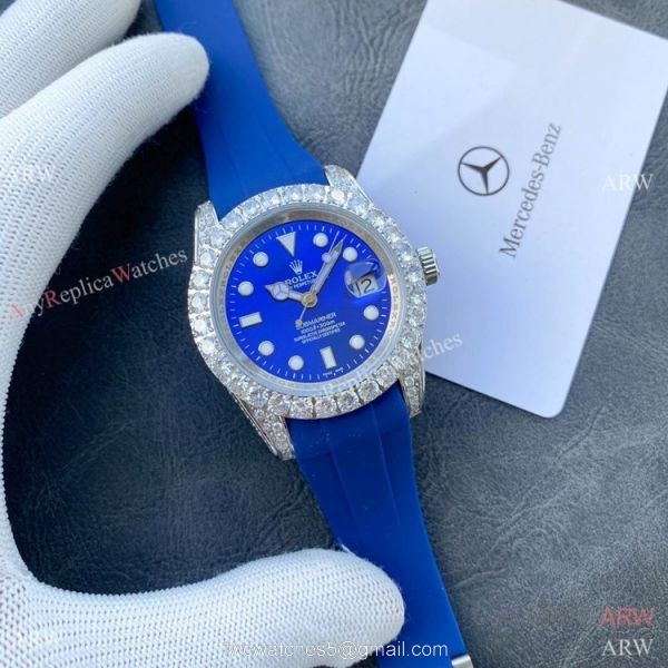Top Replica Rolex Submariner Iced Out Diamond Watches 40mm Gold Case Blue Rubber Strap Top Replica Rolex Submariner Iced Out Diamond Watches 40mm Gold Case Blue Rubber Strap