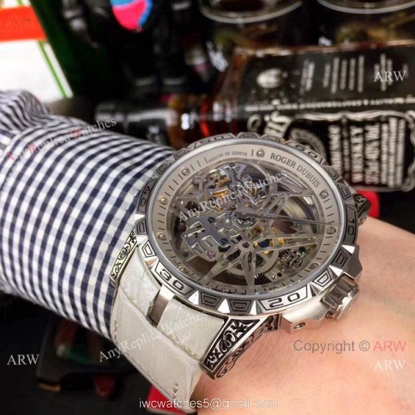 Replica Roger Dubuis Excalibur Flying Tourbillon Watch Rose Gold Tattoo Case Replica Roger Dubuis Excalibur Flying Tourbillon Watch Rose Gold Tattoo Case