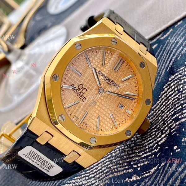 Best Copy Audemars Piguet Royal Oak Yellow Gold 41MM Watch Best Copy Audemars Piguet Royal Oak Yellow Gold 41MM Watch