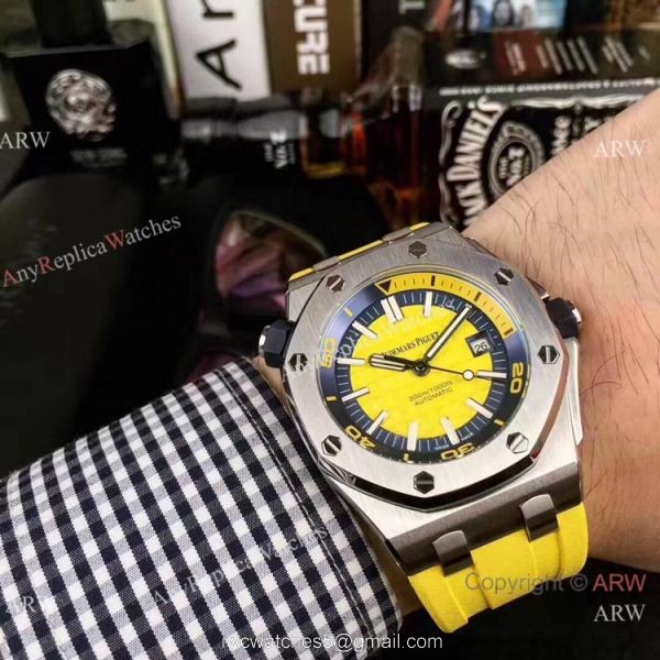 Replica Audemars Piguet Royal Oak Offshore Diver Watches Green Dial Replica Audemars Piguet Royal Oak Offshore Diver Watches Green Dial