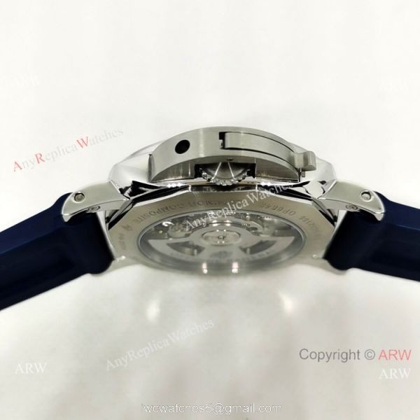 New arrival Panerai Luminor GMT PAM 01033 Blue Rubber Strap Watch New arrival Panerai Luminor GMT PAM 01033 Blue Rubber Strap Watch