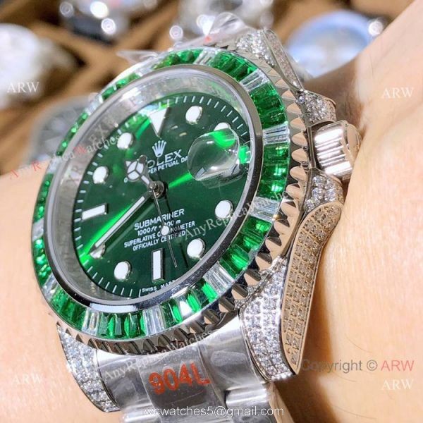 Nice Quality Copy Rolex Submariner Green Diamond Watches 40mm Nice Quality Copy Rolex Submariner Green Diamond Watches 40mm