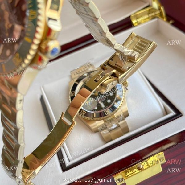 Rolex Submariner 40mm Watch Green Ceramic Bezel Yellow Gold Rolex Submariner 40mm Watch Green Ceramic Bezel Yellow Gold