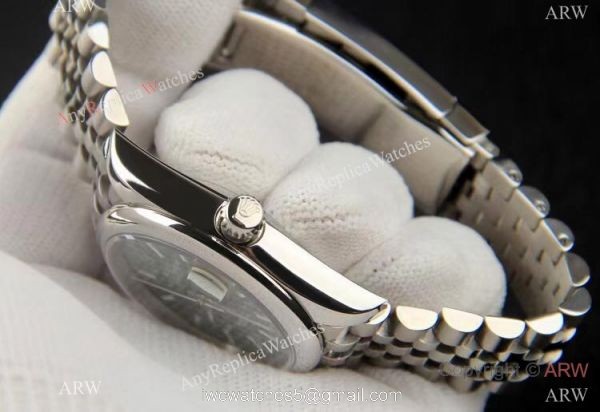 2021 New Rolex Datejust 36 with Olive Green Palm dial Domed Bezel 2021 New Rolex Datejust 36 with Olive Green Palm dial Domed Bezel