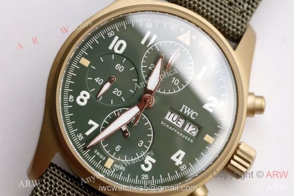 ZF Factory IWC Pilots 7750 Chronograph Spitfire Bronze Military Green Watch ZF Factory IWC Pilots 7750 Chronograph Spitfire Bronze Military Green Watch