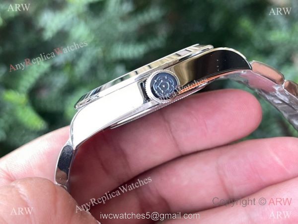 Swiss Replica Tudor Black Bay Cal.2824 Stainless Steel Silver Dial Watch 41mm Swiss Replica Tudor Black Bay Cal.2824 Stainless Steel Silver Dial Watch 41mm