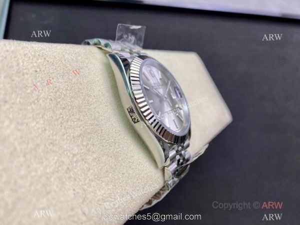 NEW Clean Factory Rolex Datejust II 41 Swiss 3235 Silver Dial Jubilee Bracelet 1-1 best edition Clean Datejust Watch NEW Clean Factory Rolex Datejust II 41 Swiss 3235 Silver Dial Jubilee Bracelet 1-1 best edition Clean Datejust Watch