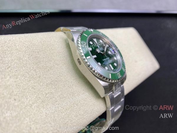 Grade AAA Copy Rolex Submariner Hulk Date 40mm JVS Swiss 3135 Watch Grade AAA Copy Rolex Submariner Hulk Date 40mm JVS Swiss 3135 Watch