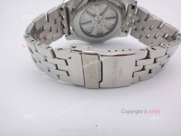 Breitling 1884 Bentley Motors White Face Replica Watch Breitling 1884 Bentley Motors White Face Replica Watch