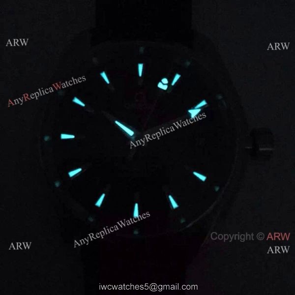 Swiss Omega Seamaster 15 007 Gauss Blue Face Watch Swiss Omega Seamaster 15 007 Gauss Blue Face Watch