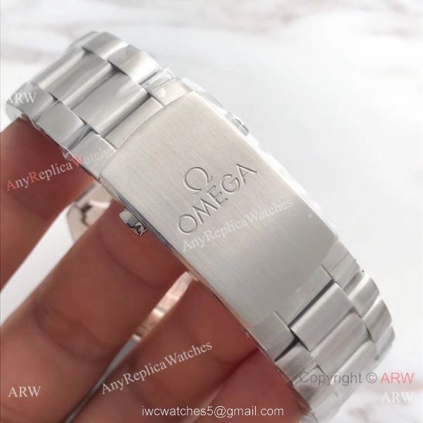 AAA Swiss Replica Omega Seamaster Planet Ocean 600m 8900 Watch SS Black Bezel AAA Swiss Replica Omega Seamaster Planet Ocean 600m 8900 Watch SS Black Bezel