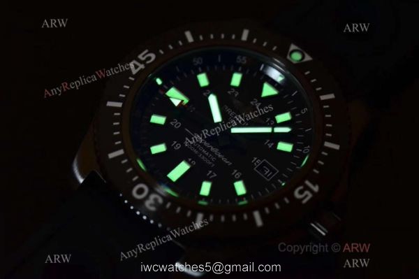 AAA Grade Breitling Superocean Swiss 2824 Watch Replica SS Black Bezel AAA Grade Breitling Superocean Swiss 2824 Watch Replica SS Black Bezel