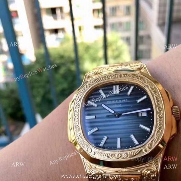 Patek Philippe Nautilus Replica Watches Yellow Gold Blue Dial Patek Philippe Nautilus Replica Watches Yellow Gold Blue Dial