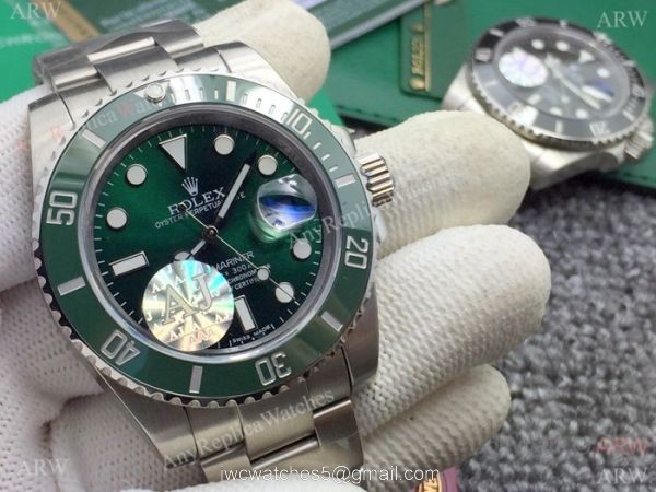 AJ Factory A7 Version Submariner Rolex Hulk Replica Watch Ss Green Ceramic AJ Factory A7 Version Submariner Rolex Hulk Replica Watch Ss Green Ceramic