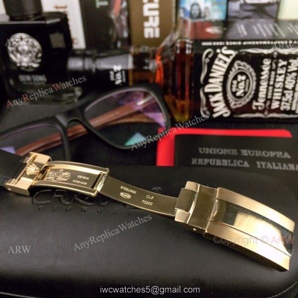 Yellow Gold Rolex Daytona Rubber Strap Replica Watch Mens 40mm Yellow Gold Rolex Daytona Rubber Strap Replica Watch Mens 40mm