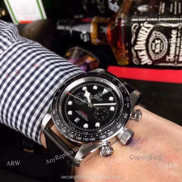 Tudor Heritage Black Bay 2-Tone Black Bezel Automatic Watch Best Replica Tudor Heritage Black Bay 2-Tone Black Bezel Automatic Watch Best Replica