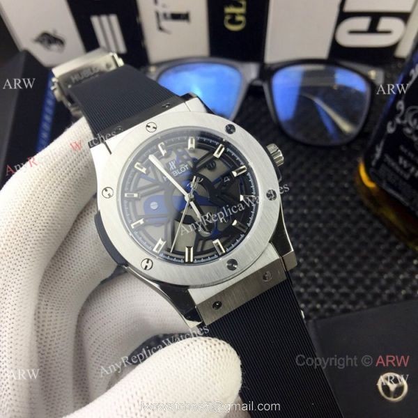 Replica Hublot Classic Fusion 43mm watches Black Bezel Rubber Strap Replica Hublot Classic Fusion 43mm watches Black Bezel Rubber Strap