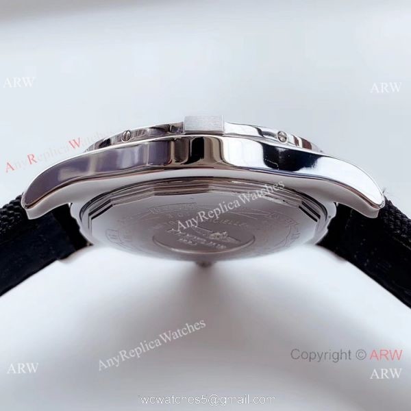Noob V2 Breitling Avenger II GMT Swiss 2836 Watch White Face Diamond Bezel Noob V2 Breitling Avenger II GMT Swiss 2836 Watch White Face Diamond Bezel