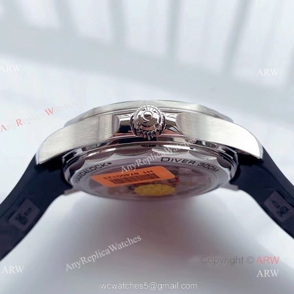 OM Factory Omega Seamaster Diver 300m Black Rubber Strap Omega 007 Replica Watch OM Factory Omega Seamaster Diver 300m Black Rubber Strap Omega 007 Replica Watch