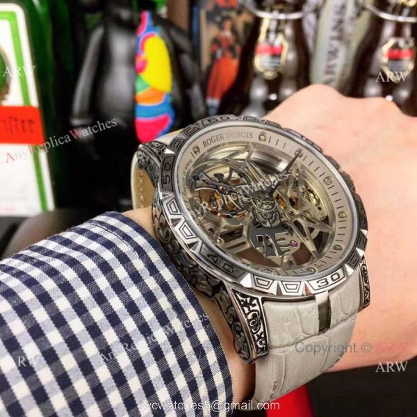 Replica Roger Dubuis Excalibur Flying Tourbillon Watch Rose Gold Tattoo Case Replica Roger Dubuis Excalibur Flying Tourbillon Watch Rose Gold Tattoo Case