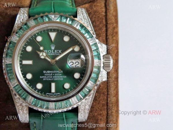 Noob Rolex Submariner Green Diamond Bezel Replica Watches 904L Noob Rolex Submariner Green Diamond Bezel Replica Watches 904L