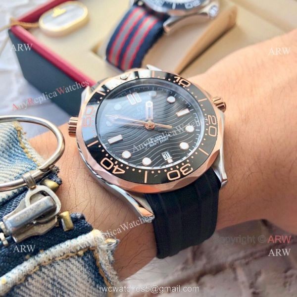 New Copy Omega Seamaster Diver 300 M Two Tone Rose Gold Rubber Strap Watch New Copy Omega Seamaster Diver 300 M Two Tone Rose Gold Rubber Strap Watch