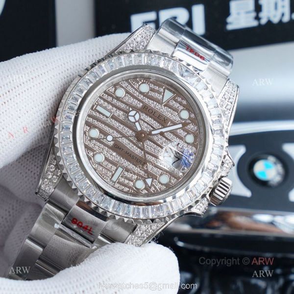 Swiss Replica Rolex GMT-Master II Full Diamonds Rolex 116758 Watch Swiss Replica Rolex GMT-Master II Full Diamonds Rolex 116758 Watch